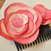 Pretty in Pink Haircomb