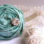 Chic Silk Single Rosette Bridal Garter Set