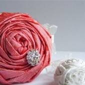 Chic Silk Single Rosette Bridal Garter Set