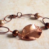 Transition Freshwater Pearl, Carob Leaf and Copper Bracelet