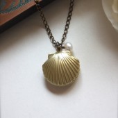 A Mermaid\'s Locket