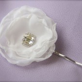 White or Ivory Petite Flower Hair Pin