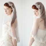 Everlasting Love Small Mantilla Veil