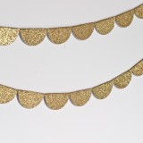Gold Scalloped Glitter Garland