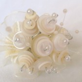 Creme and White toss bouquet
