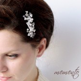 Nancy Swarovski Elements Bridal Hair Comb by Mauve Binchely / Head piece with beautiful flowers and leaves motives / Classic Wedding Jewelry