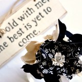 Black & white bridal bouquet