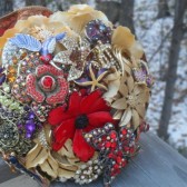 brooch bouquet