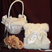 basket and pillow set