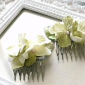 Vintage Velvet Green Flower Comb