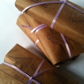 Coffee gifts with custom stamp, perfect for guest bags or favors