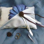 Ring bearer pillow - Blue daisy - elegant original