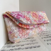 Foldover clutch with lace