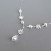 rhinestone flower necklace