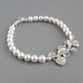 orchid pearl bracelet