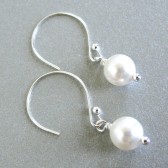 simple pearl earrings