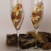 Hand painted Wedding Toasting Flutes Set of 2 Personalized Champagne glasses White Lily