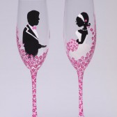 Hand painted Wedding Toasting Flutes Set of 2 Personalized Champagne glasses Groom and Bride with Purple flowers