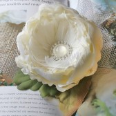Large Feather Flower/Ivory Pearl