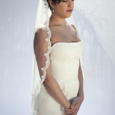 Cocoon- one layer wedding bridal veil, 36 inch fingertips length with scallop shaped lace, ivory or white