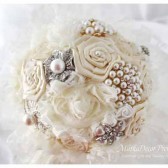 Brooch Bouquet Bridal Bouquet Jeweled Bouquet in Ivory, Cream and Champagne