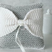 On SALE Knit Bow Pillow, Ring Pillow, Decorative Pillow, Proposal pillow, Gray, Ivory