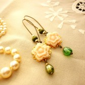 Sweet Peach Flower Earrings