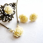 Ivory Bridal Jewelry Set
