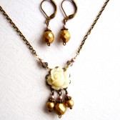 Blush and Gold Jewelry Set