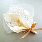 Vintage Mood Lace Boutonneiere