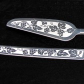 Vineyard Wedding Cake Server Set