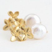Ivory Pearl Hydrangea Earrings