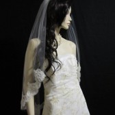 40 inches single tier finger tip/waist length with 4 inch Alencon lace wedding veil, bridal veil- in white, light ivory, and ivory