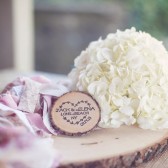 Heart wreath favor magnet