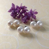 pearls stud earrings