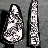 Peacock wedding cake server and knife