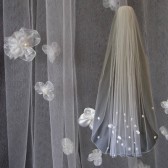 Classic Veil w/ Flowers