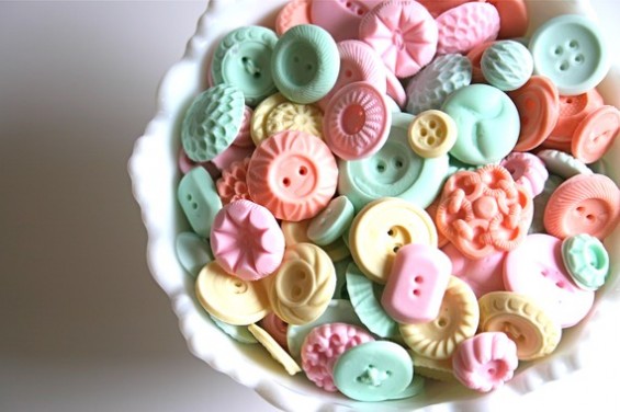 andie specailty sweets edible buttons