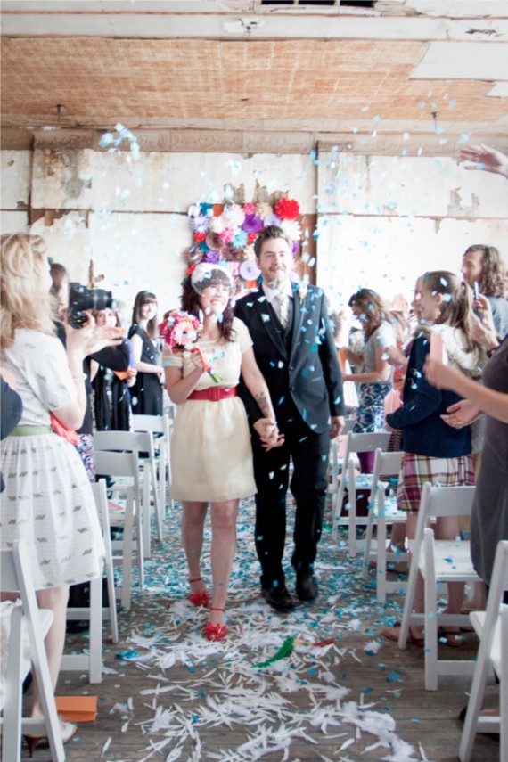 A-Beautiful-Mess-Wedding-4 diy ceremony backdrop