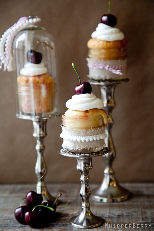 This is quite possibly the cutest way to display wedding cupcakes