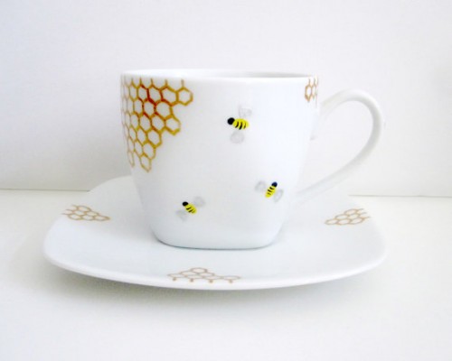 bee themed tea cup and saucer