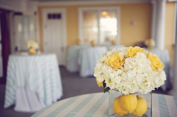 wedding centerpiece with lemons diy lemon centerpiece