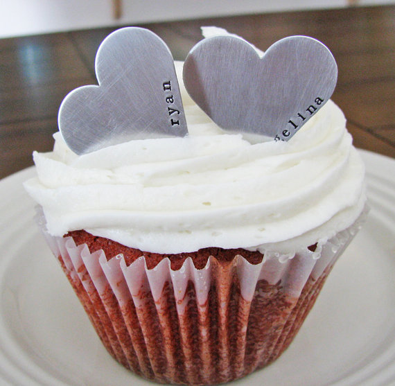 cupcake heart topper