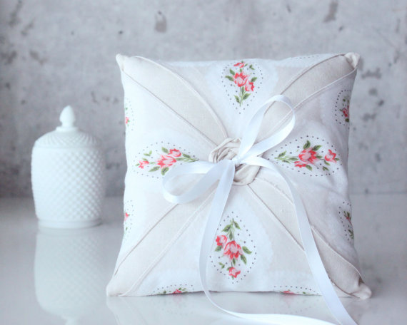 vintage ring pillows