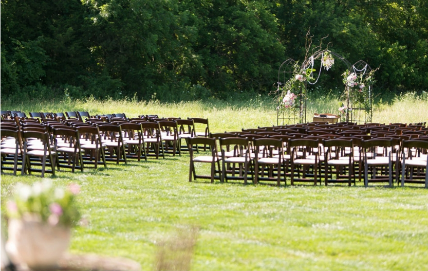 A Kansas City Wedding at the Buffalo Lodge (Rustic Weddings) Emmaline Bride Wedding Blog