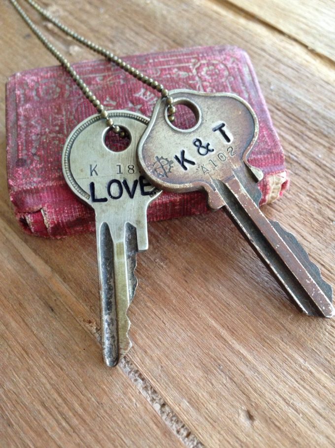 23 Key Themed Wedding Ideas Emmaline Bride Wedding Blog