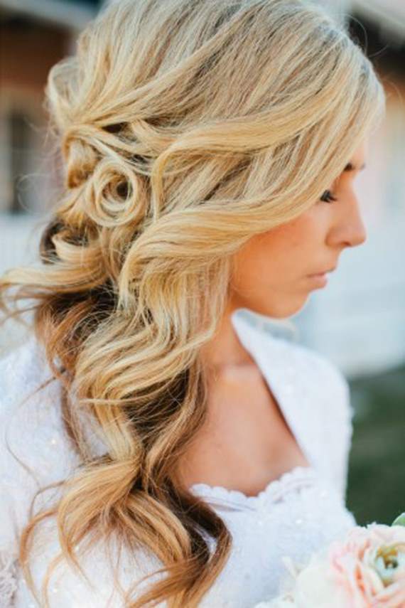 How to Wear Curly Long Hair Wedding Hairstyle