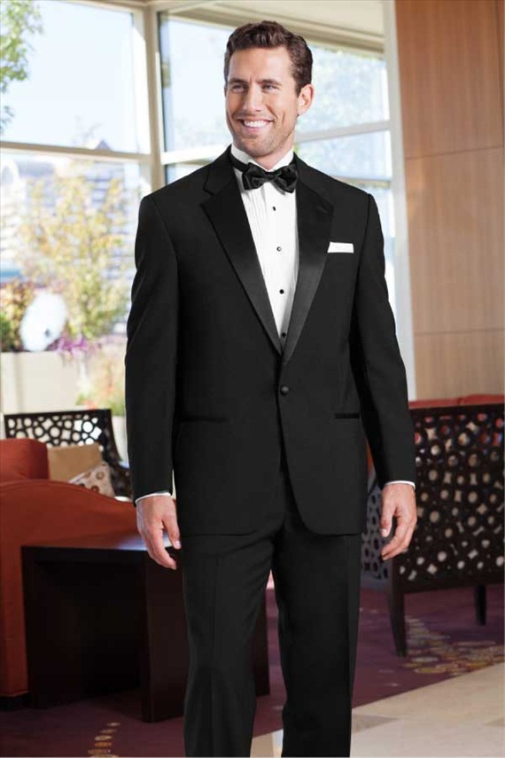 How to Select a Tuxedo: 3 Essential Tips (by EmmalineBride.com, photo: jos. a bank) #handmade #wedding #tips #groom
