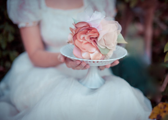 Vintage Wedding Bouquets (+ Accessories) by Autumn and Grace Bridal via EmmalineBride.com