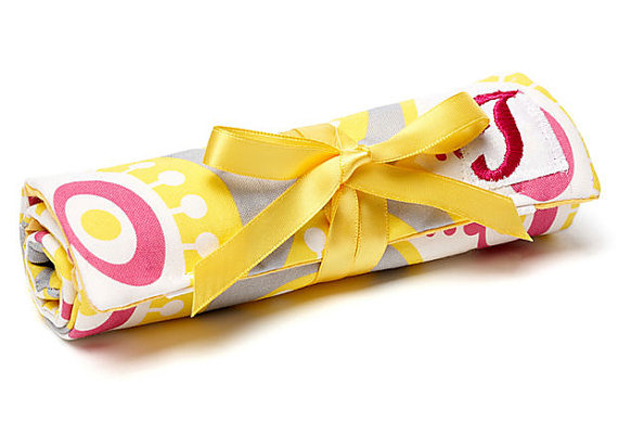 Jewelry Rolls for Bridesmaids (by CraftyStitches via Emmaline Bride)